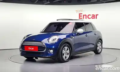 Mini Cooper, 2015