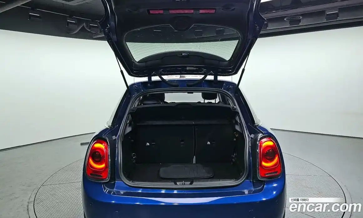 Mini Cooper 2015 1.5 гидро в Москве № 1349842, фото 20