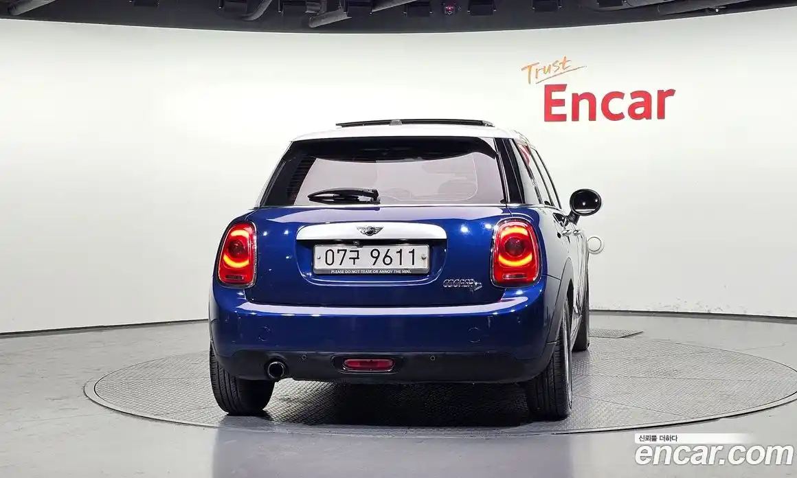 Mini Cooper 2015 1.5 гидро в Москве № 1349842, фото 4