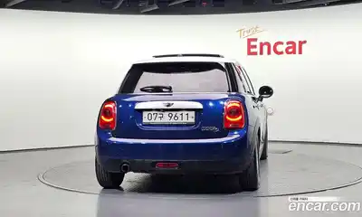 Mini Cooper 2015 1.5 гидро в Москве № 1349842, миниатюра 4