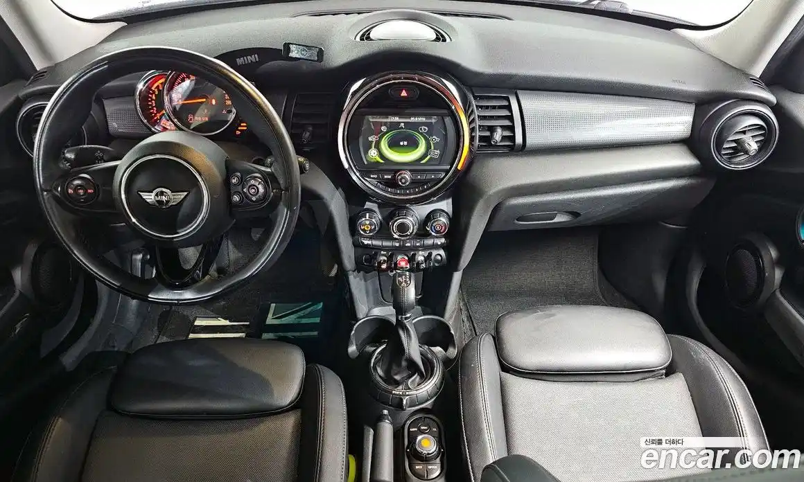 Mini Cooper 2015 1.5 гидро в Москве № 1349842, фото 7