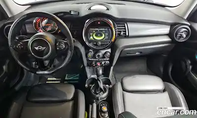 Mini Cooper 2015 1.5 гидро в Москве № 1349842, миниатюра 7