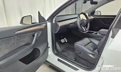 Tesla Model Y 2022 0.2 гидро в Москве № 1349911, миниатюра 10