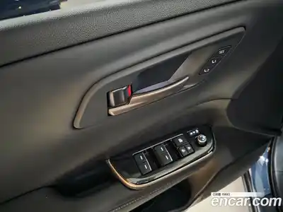 Toyota Crown 2024 2.4 гидро в Москве № 1350734, миниатюра 11