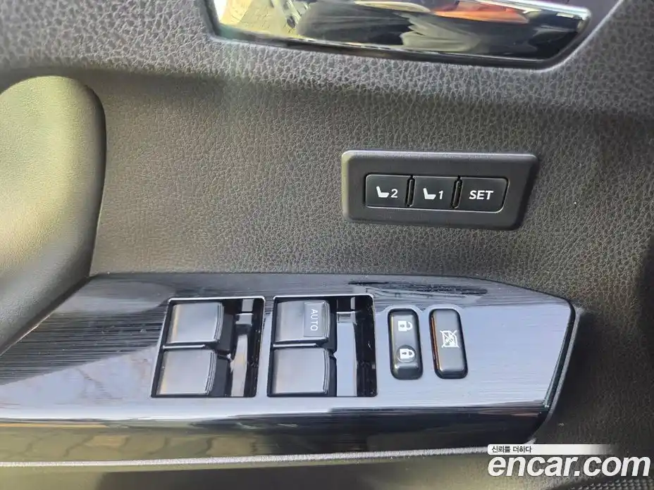 Toyota RAV4 2016 2.5 гидро в Москве № 1350779, фото 12
