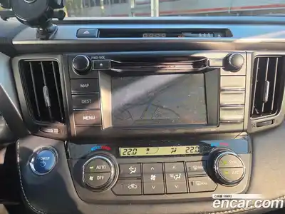 Toyota RAV4 2016 2.5 гидро в Москве № 1350779, миниатюра 6