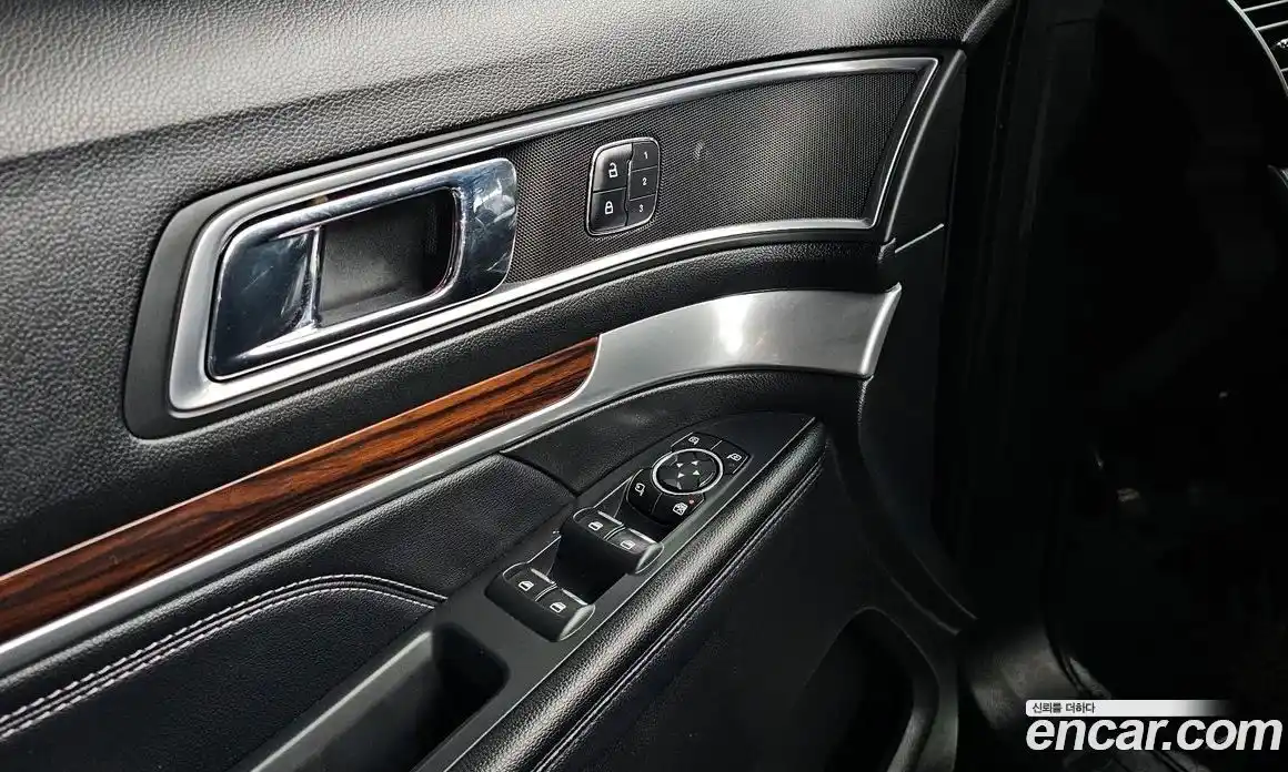 Ford Explorer 2016 2.3 гидро в Москве № 1351014, фото 13
