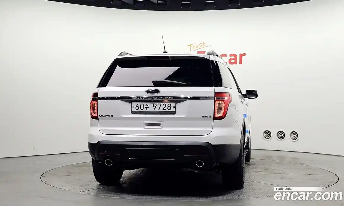 Ford Explorer 2014 3.5 гидро в Москве № 1351023, фото 4