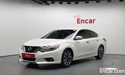 Nissan Altima, 2017