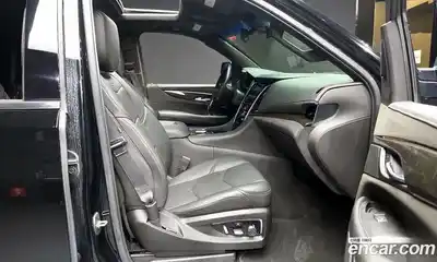 Cadillac Escalade 2019 6.2 гидро в Москве № 1351323, миниатюра 12