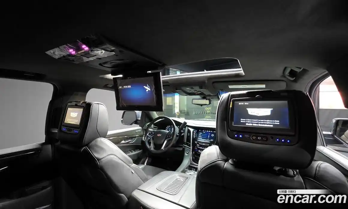 Cadillac Escalade 2019 6.2 гидро в Москве № 1351323, фото 18