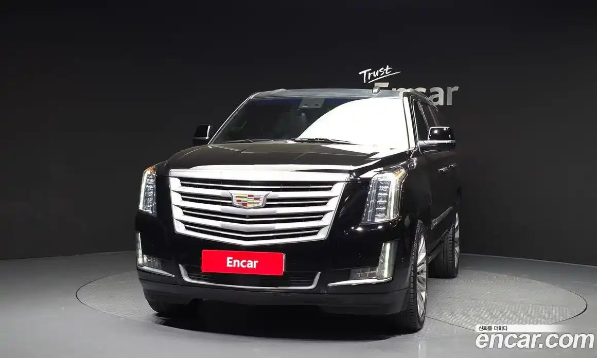 Cadillac Escalade 2019 6.2 гидро в Москве № 1351323, фото 3
