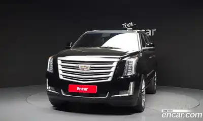 Cadillac Escalade 2019 6.2 гидро в Москве № 1351323, миниатюра 3