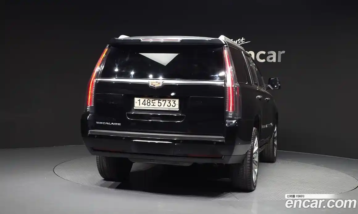 Cadillac Escalade 2019 6.2 гидро в Москве № 1351323, фото 4