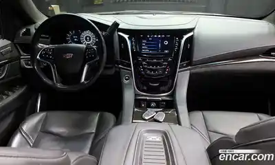 Cadillac Escalade 2019 6.2 гидро в Москве № 1351323, миниатюра 7