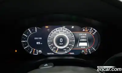 Cadillac Escalade 2019 6.2 гидро в Москве № 1351323, миниатюра 8