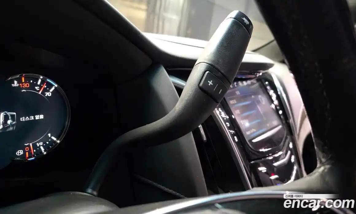 Cadillac Escalade 2019 6.2 гидро в Москве № 1351323, фото 9