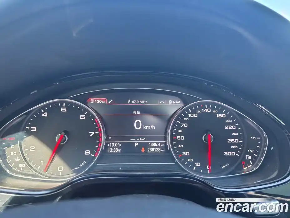 Audi A8 2011 3.0 гидро в Москве № 154598, фото 10