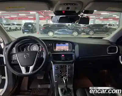 Volvo V40 2017 2.0 гидро в Москве № 162242, миниатюра 7