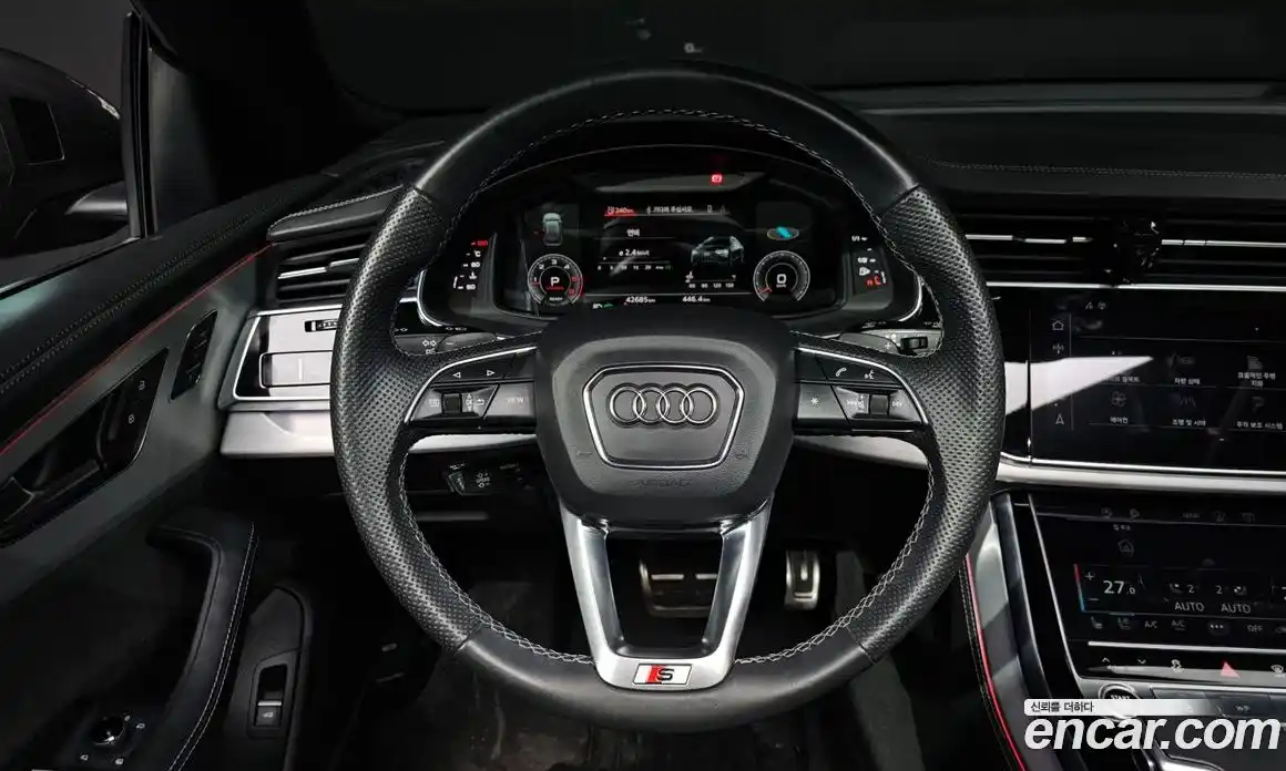 Audi Q8 2021 3.0 гидро в Москве № 162886, фото 13