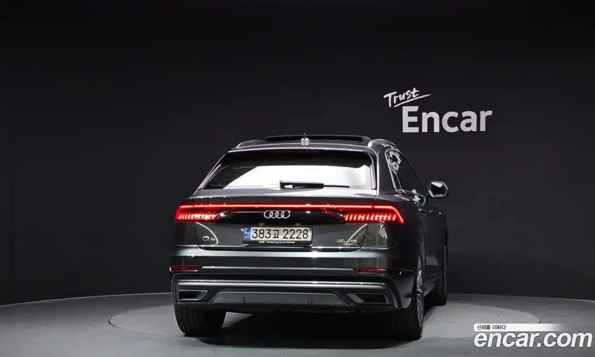 Audi Q8 2021 3.0 гидро в Москве № 162886, фото 4
