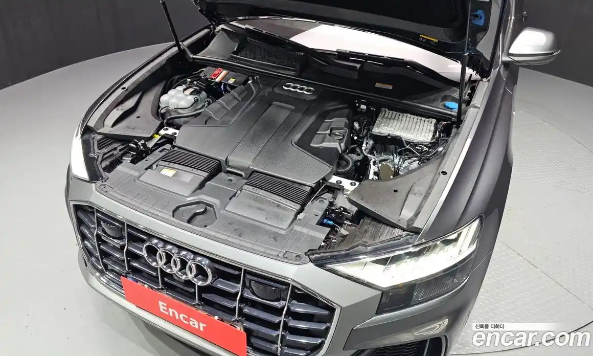 Audi Q8 2021 3.0 гидро в Москве № 162886, фото 6