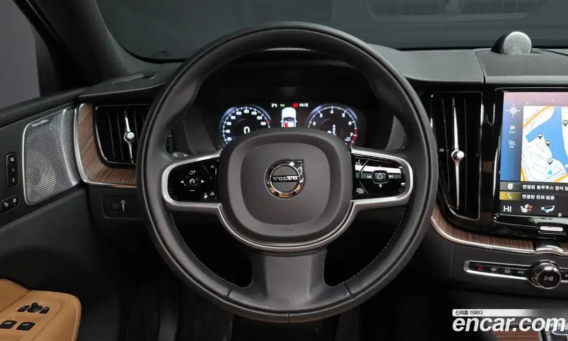 Volvo XC60 2021 2.0 гидро в Москве № 164281, фото 13