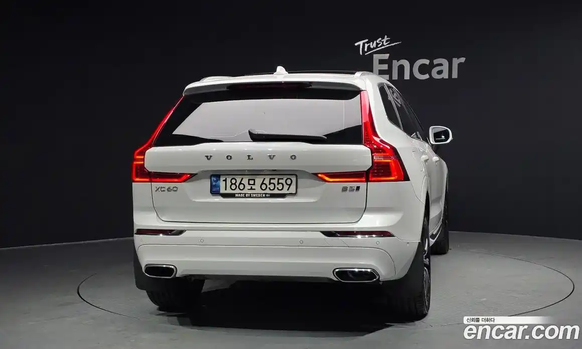 Volvo XC60 2021 2.0 гидро в Москве № 164281, фото 4