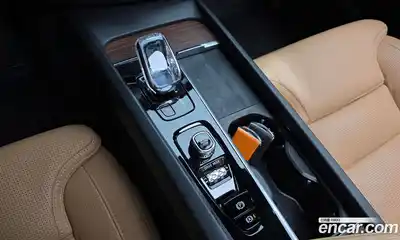 Volvo XC60 2021 2.0 гидро в Москве № 164281, миниатюра 9