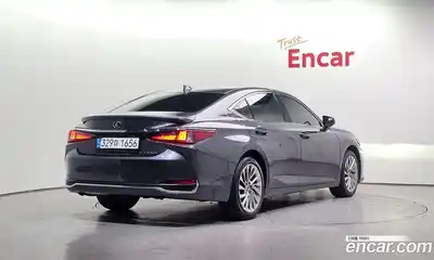 Lexus ES 2022 2.5 гидро в Москве № 168086, миниатюра 2