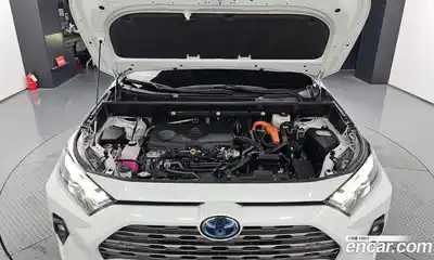 Toyota RAV4 2024 2.5 гидро в Москве № 199557, миниатюра 6