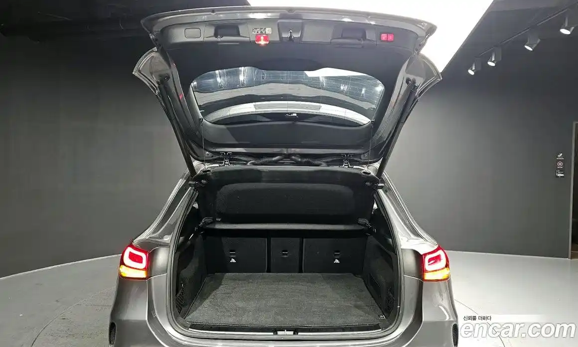 Mercedes-Benz EQA 2023 0.2 гидро в Москве № 206413, фото 20