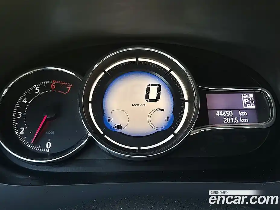 Renault SM3 2014 1.6 гидро в Москве № 209738, фото 6