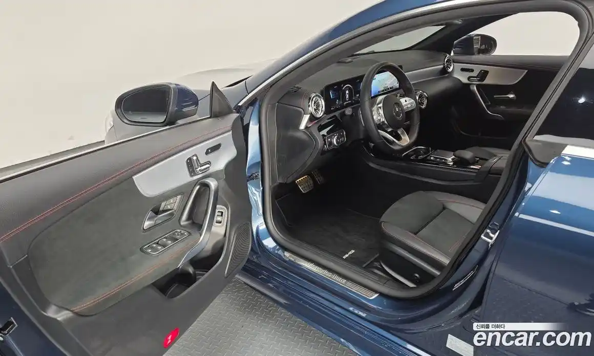 Mercedes-Benz CLA-Class 2022 2.0 гидро в Москве № 217887, фото 11