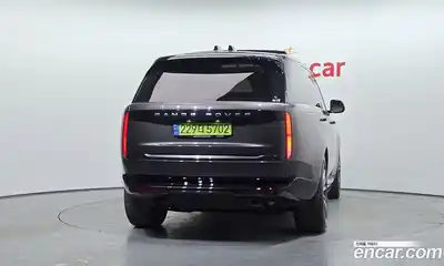 Land Rover Range-Rover 2024 4.4 гидро в Москве № 231213, миниатюра 4