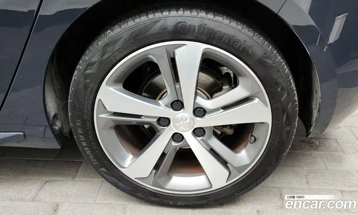 Peugeot 308 2016 1.6 гидро в Москве № 256275, фото 5