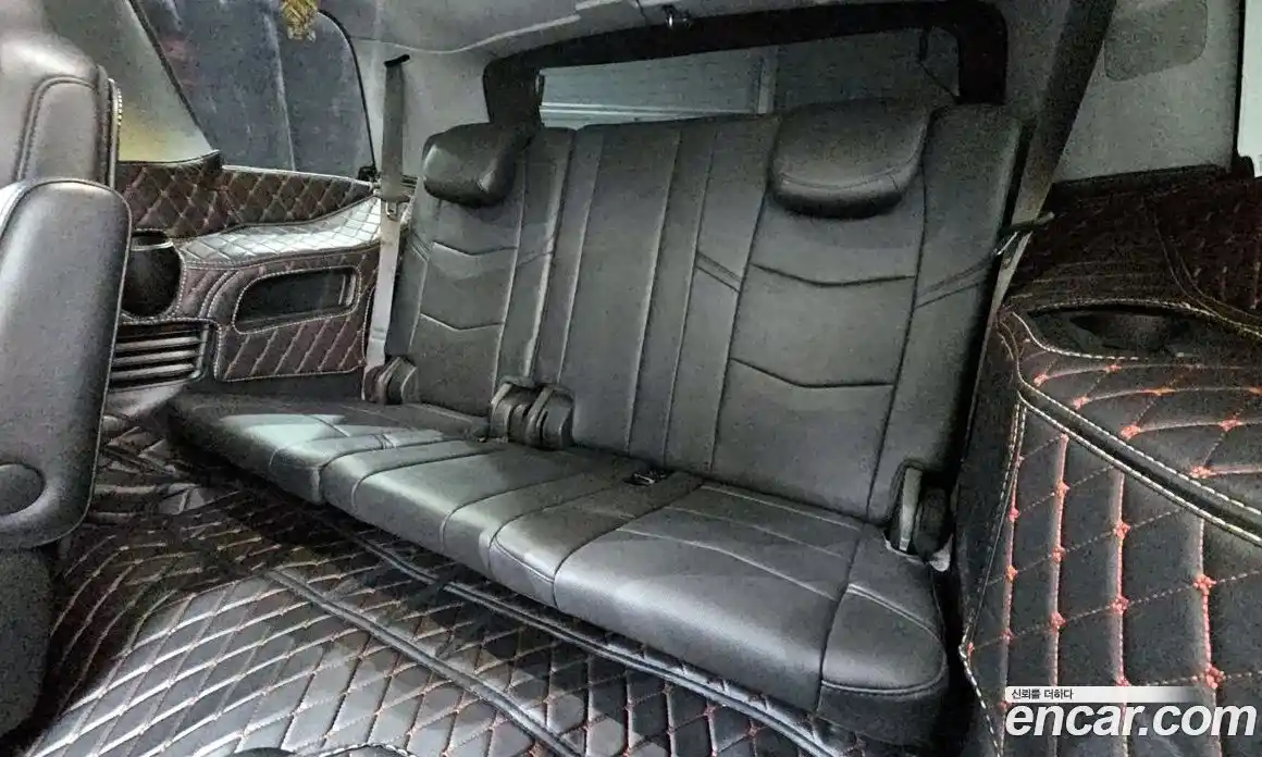 Cadillac Escalade 2018 6.2 гидро в Москве № 256465, фото 12