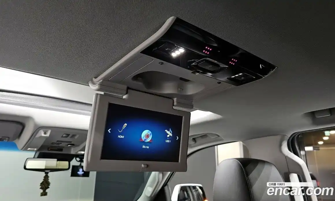 Cadillac Escalade 2018 6.2 гидро в Москве № 256465, фото 16