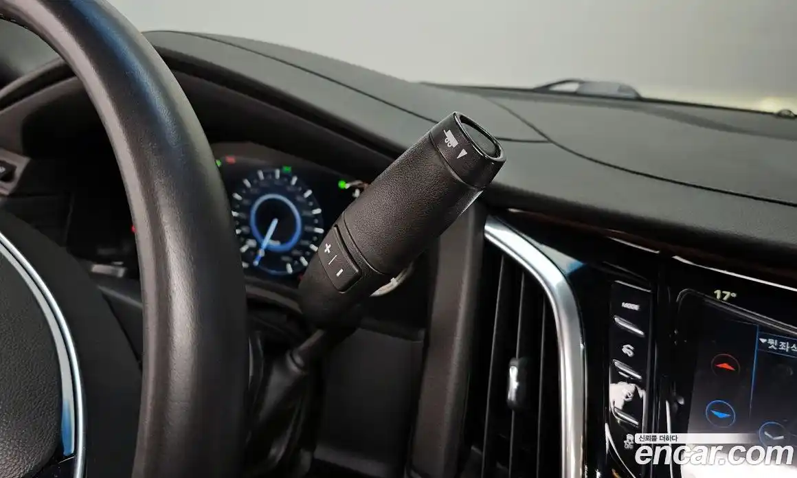 Cadillac Escalade 2018 6.2 гидро в Москве № 256465, фото 9