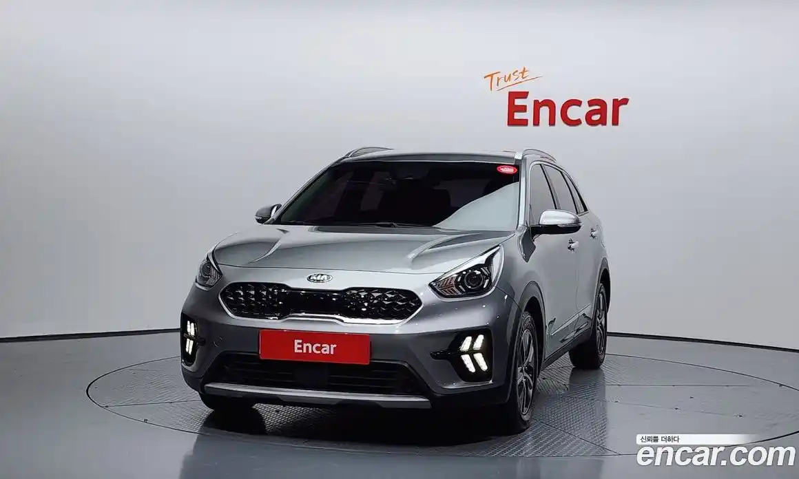 Kia Niro 2020 1.6 гидро в Москве № 869, фото 3