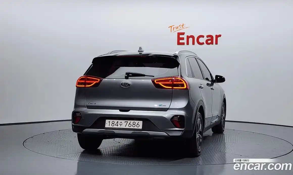 Kia Niro 2020 1.6 гидро в Москве № 869, фото 4