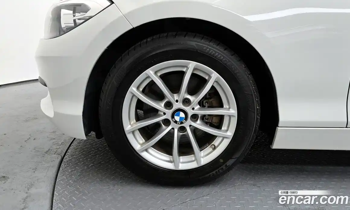 BMW 1-Series 2017 2.0 гидро в Москве № 968430, фото 5