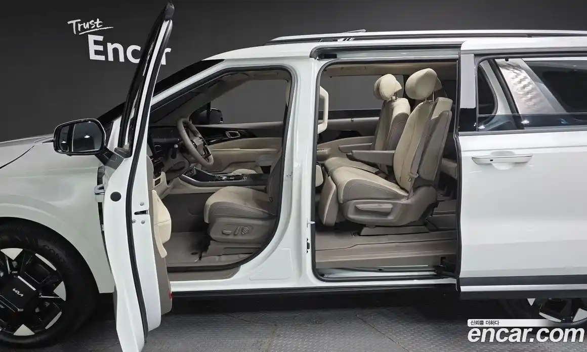 Kia Canival 2025 1.6 Автомат в Москве № 1318088, фото 18