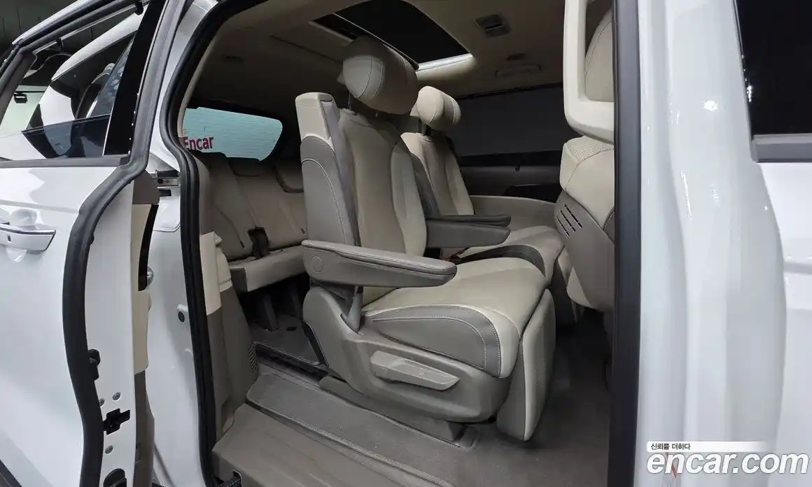 Kia Canival 2025 1.6 Автомат в Москве № 1318088, фото 20