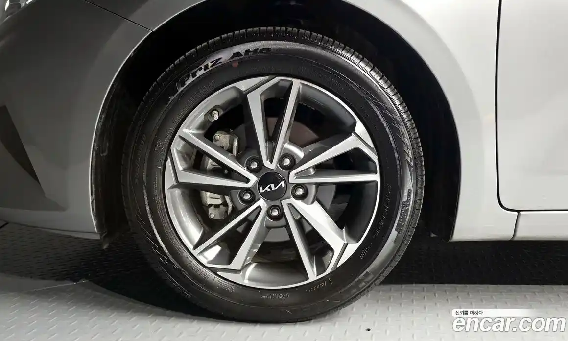 Kia K3 2022 1.6 Автомат в Москве № 1318216, фото 5