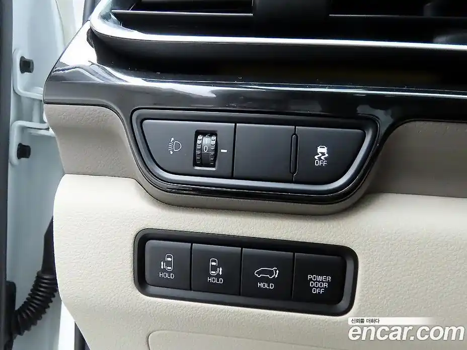 Kia Canival 2025 1.6 Автомат в Москве № 1318255, фото 4