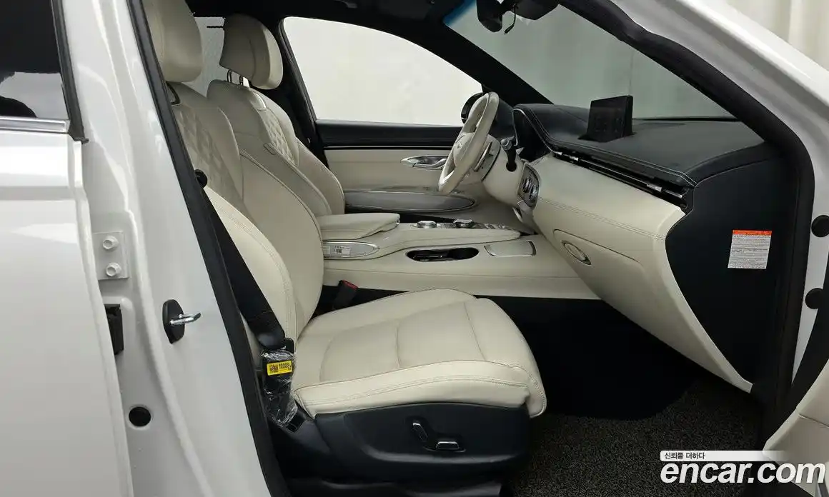 Genesis GV70 2022 0.1 Автомат в Москве № 1318776, фото 11