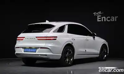 Genesis GV70 2022 0.1 Автомат в Москве № 1318776, миниатюра 2