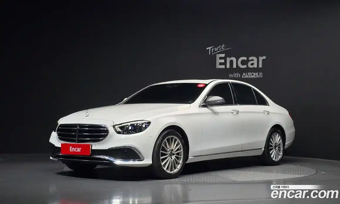 Mercedes-Benz E-Class 2021 2.0 гидро в Москве № 1322068, фото 1