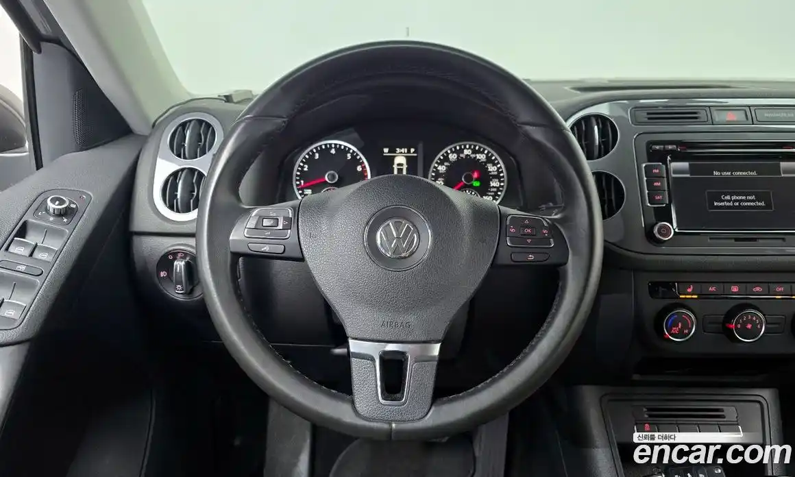 Volkswagen Tiguan 2014 2.0 гидро в Москве № 1323405, фото 13